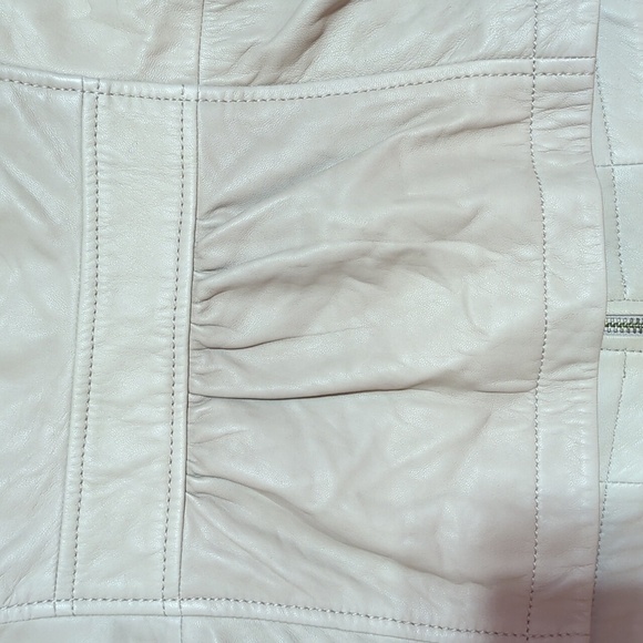 Hinge Designed in Seattle Taupe buttery soft leather jacket ruffle trim sz L - Picture 4 of 13